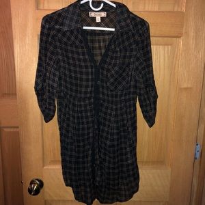 Decree women’s 3/4 sleeve long button up